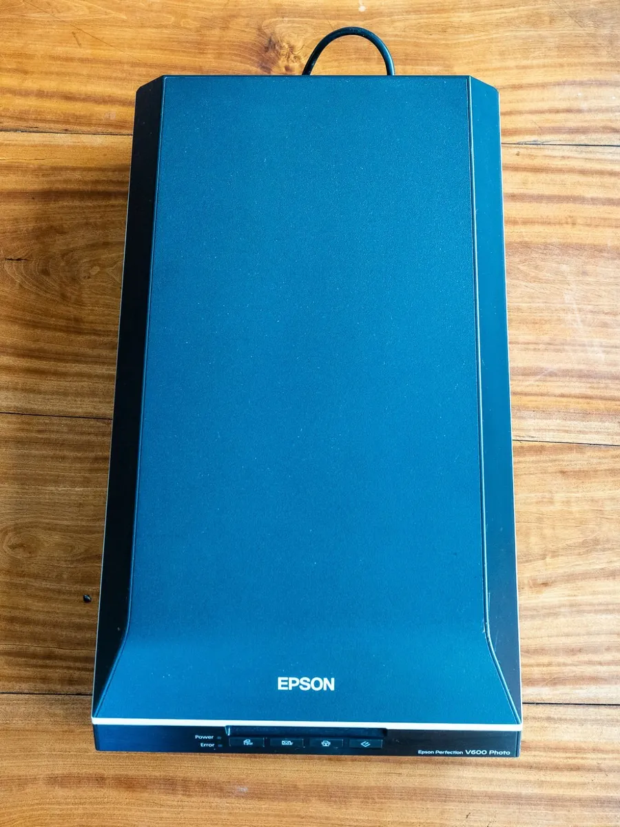 Epson V600 Film, Print and Document Scanner - Image 4