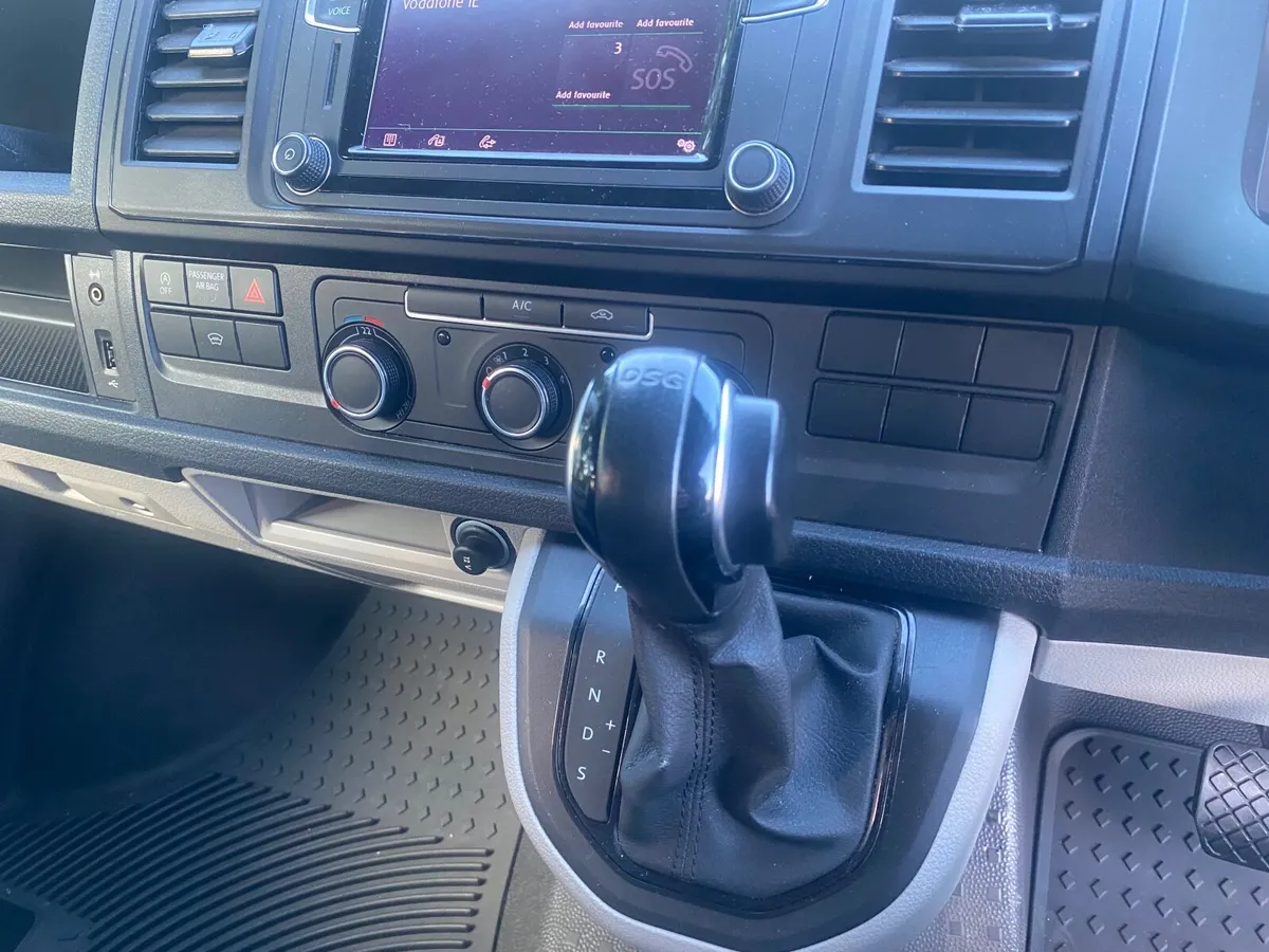 Volkswagen Transporter 2019 - Image 1
