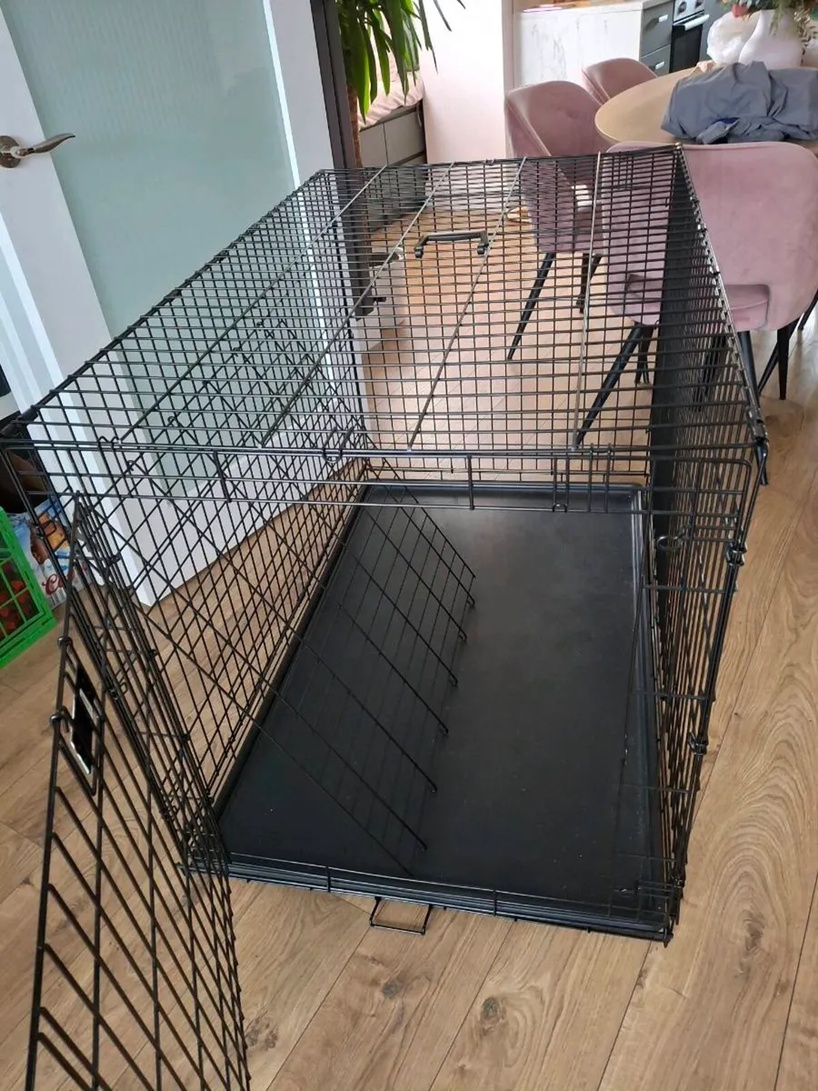 Dog kennel - Image 1