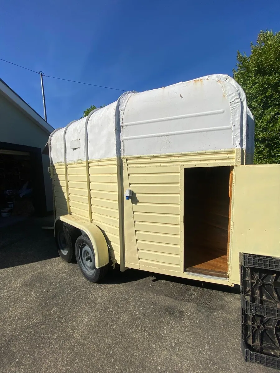 Coffee trailer - Image 1