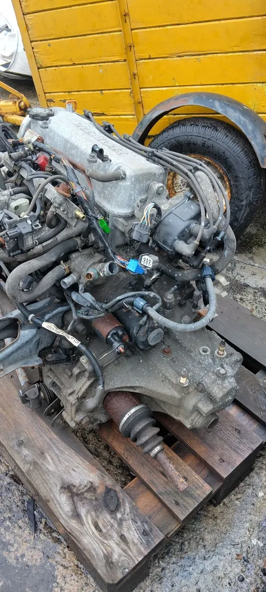 Engine for sale - Image 1