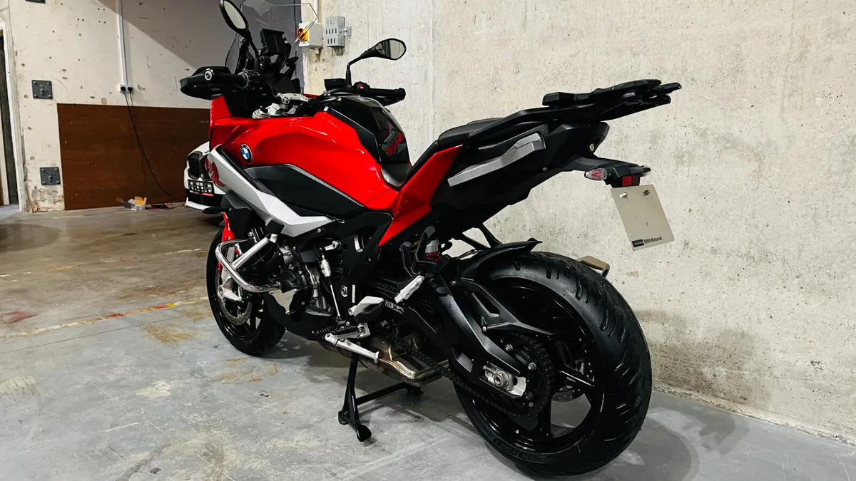 BMW S1000 XR - 2020 - LIKE NEW!! - Image 3