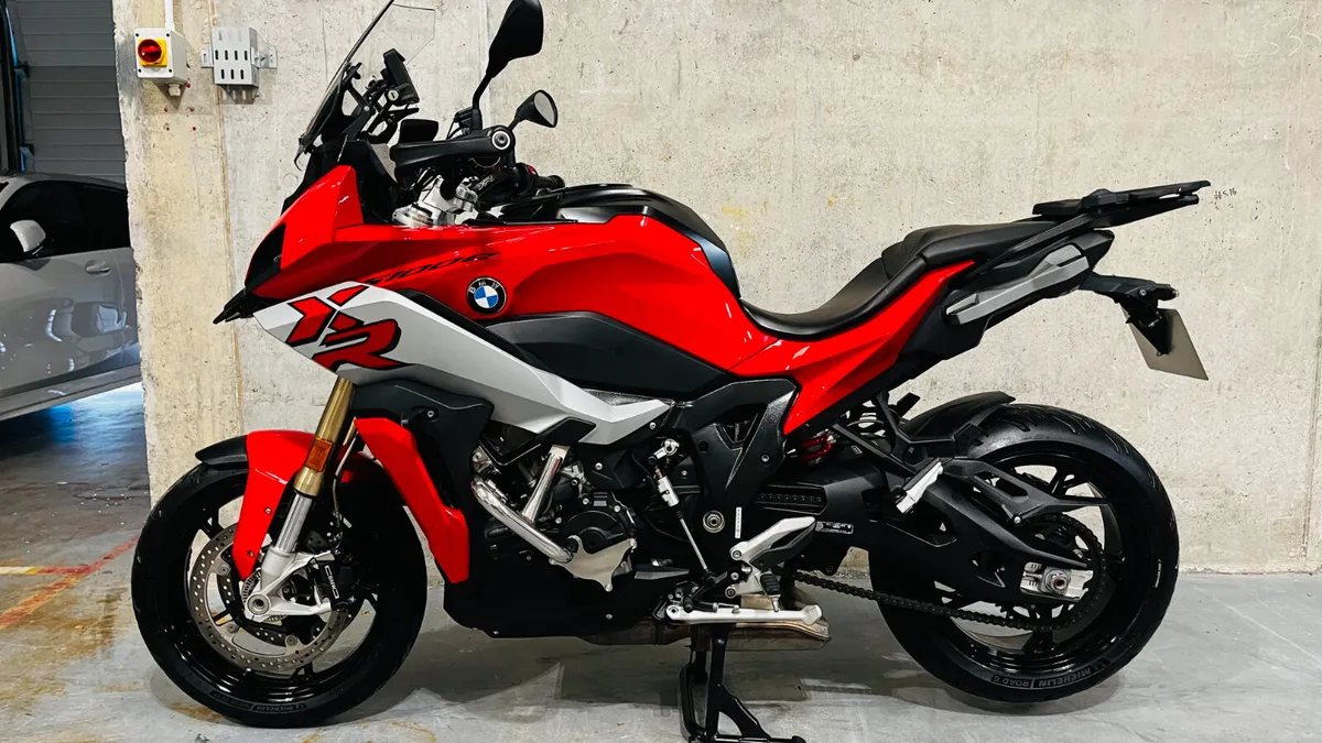 BMW S1000 XR - 2020 - LIKE NEW!! - Image 2