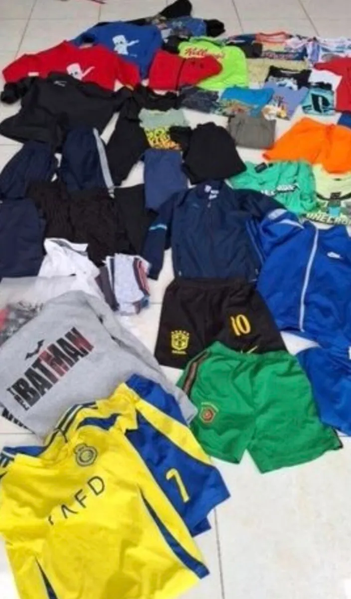 Boys clothes bundle age 7-8 - Image 1