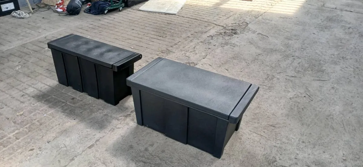 Seat boxes, Jockey  Consoles - Image 2