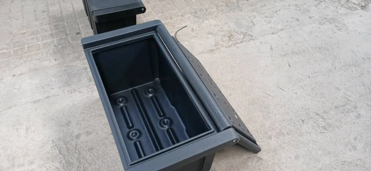 Seat boxes, Jockey  Consoles - Image 4