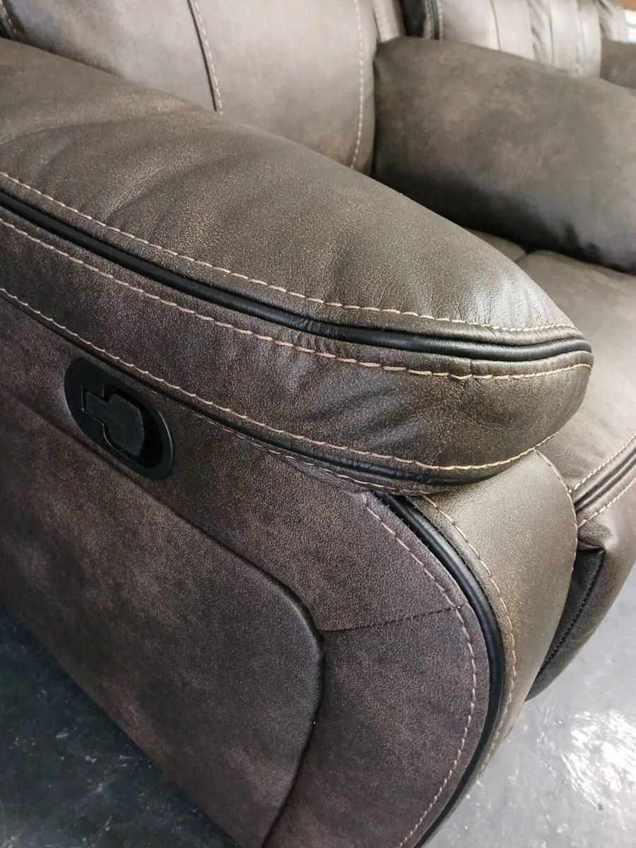 3+1+1 sofa and chair - Image 2