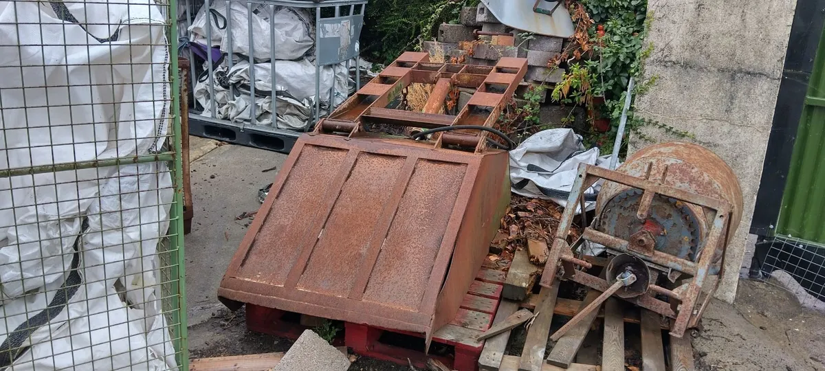 Hydraulic Bucket