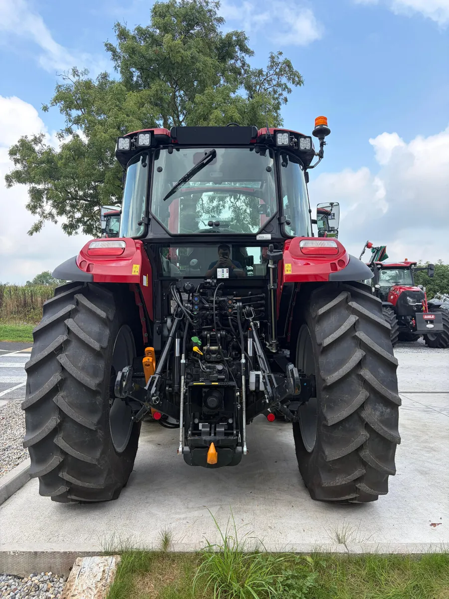 NEW CASE IH FARMALL 90C - Image 4