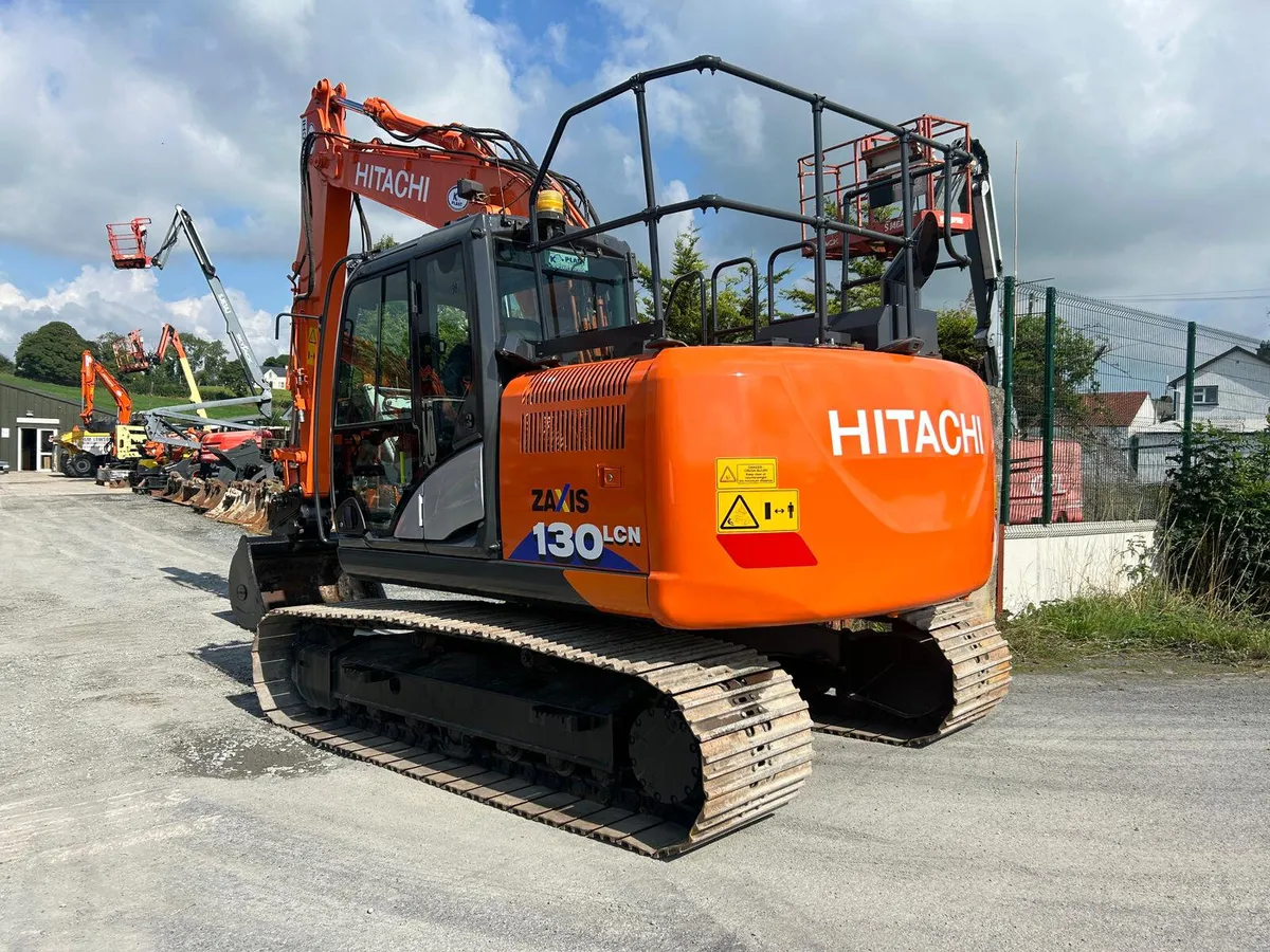 Hitachi ZX130LCN-6 Year 2019 - Image 2
