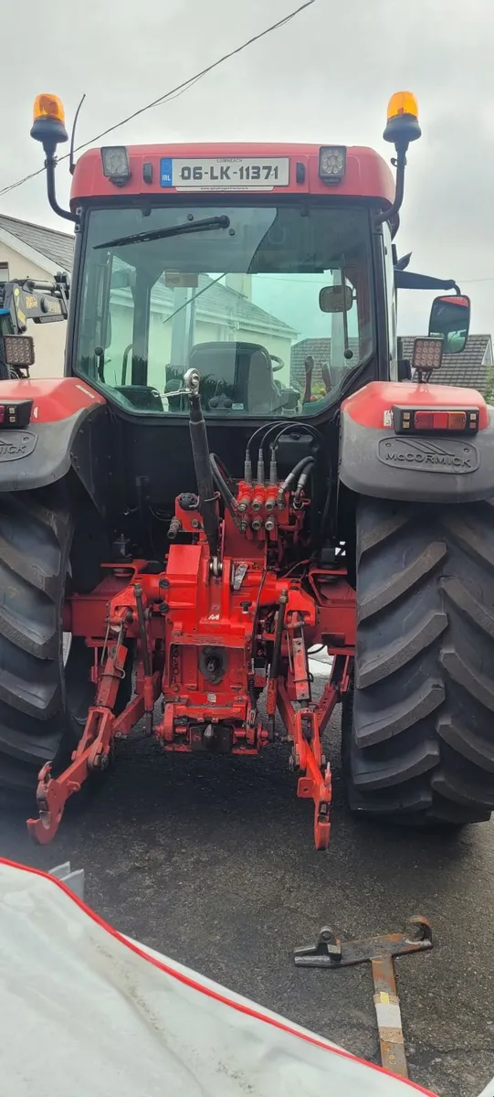 McCormick Mc 115 c/w Loader - Image 3