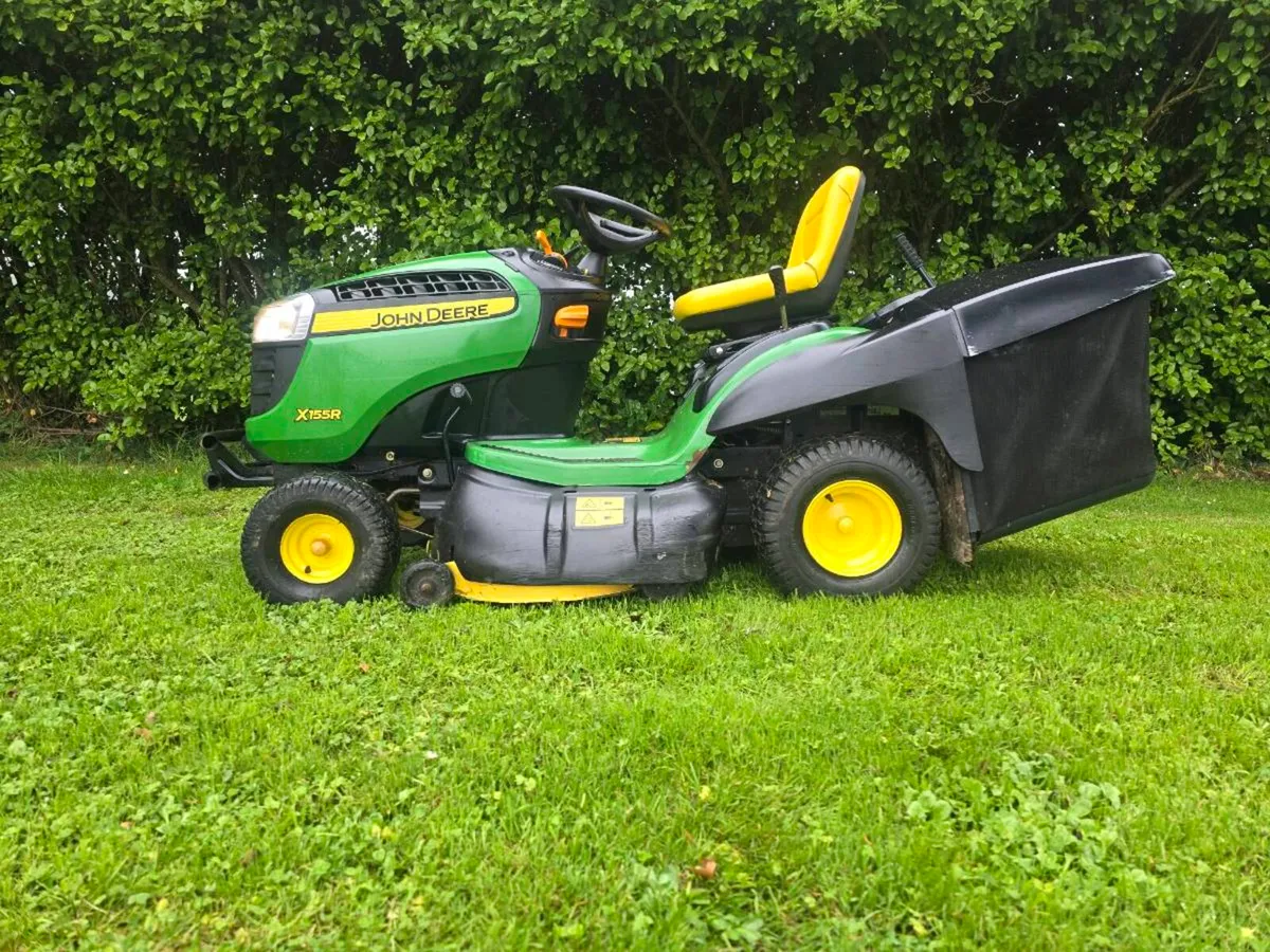 John deere x155r ride on lawnmower - Image 2