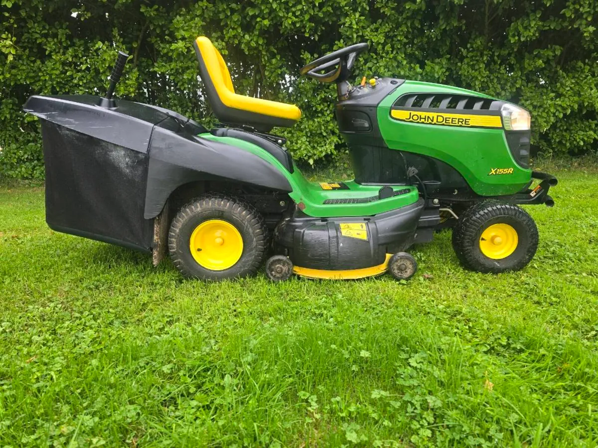 John deere x155r ride on lawnmower - Image 4