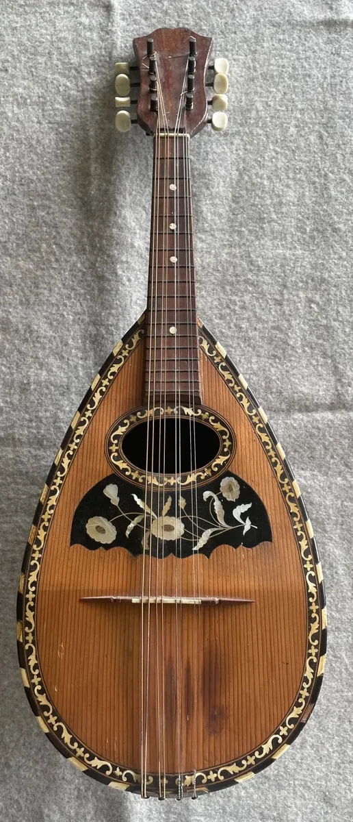 Italian Mandolin - Image 1
