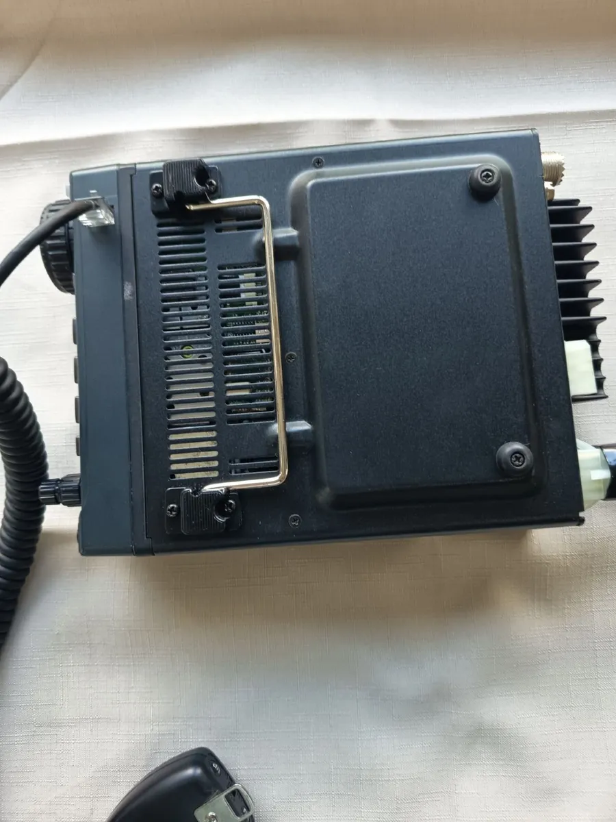 CB ham radio Icom 706mkiig - Image 3