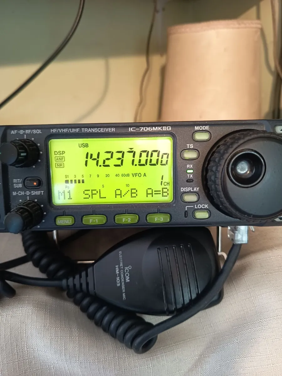 CB ham radio Icom 706mkiig - Image 4