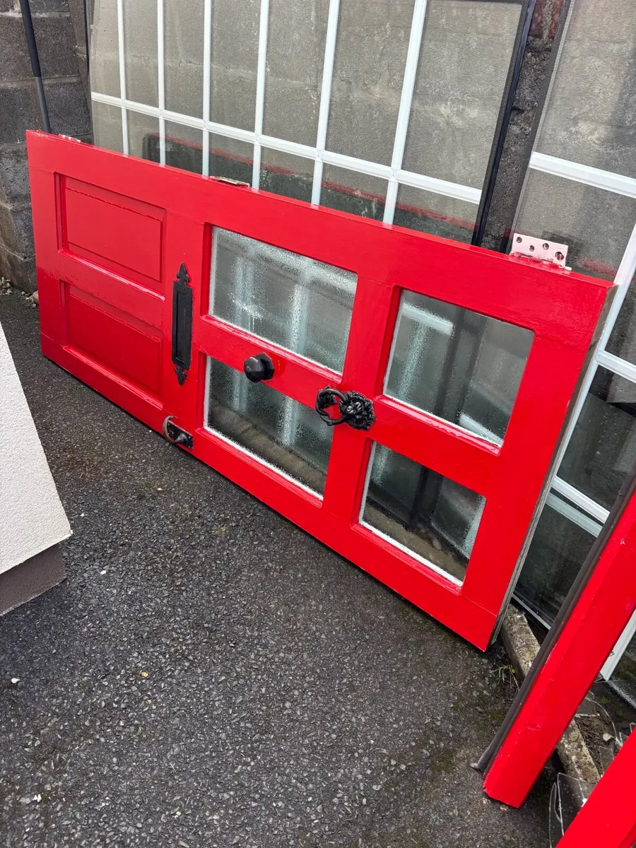 Front door - Image 2