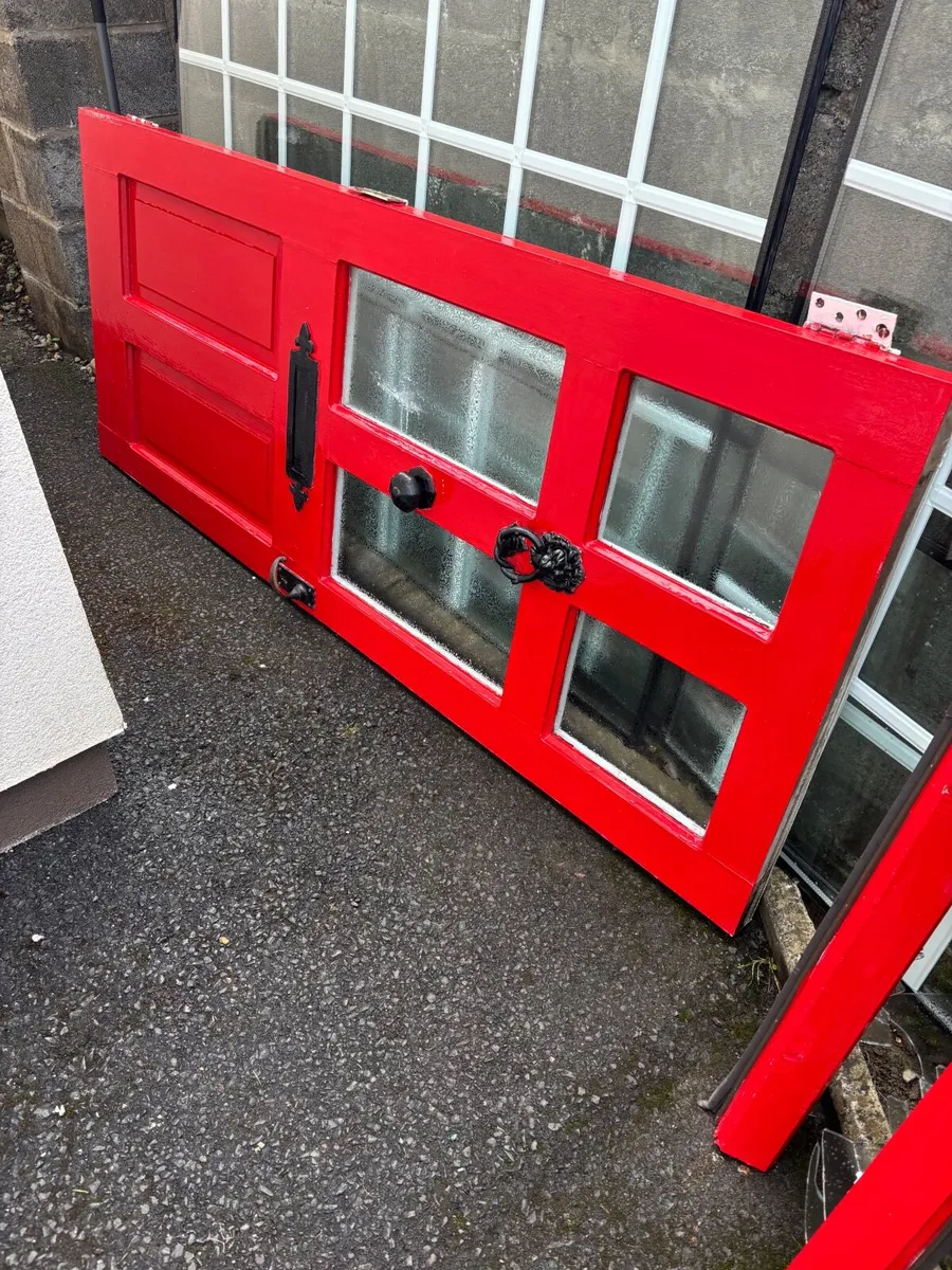 Front door - Image 3