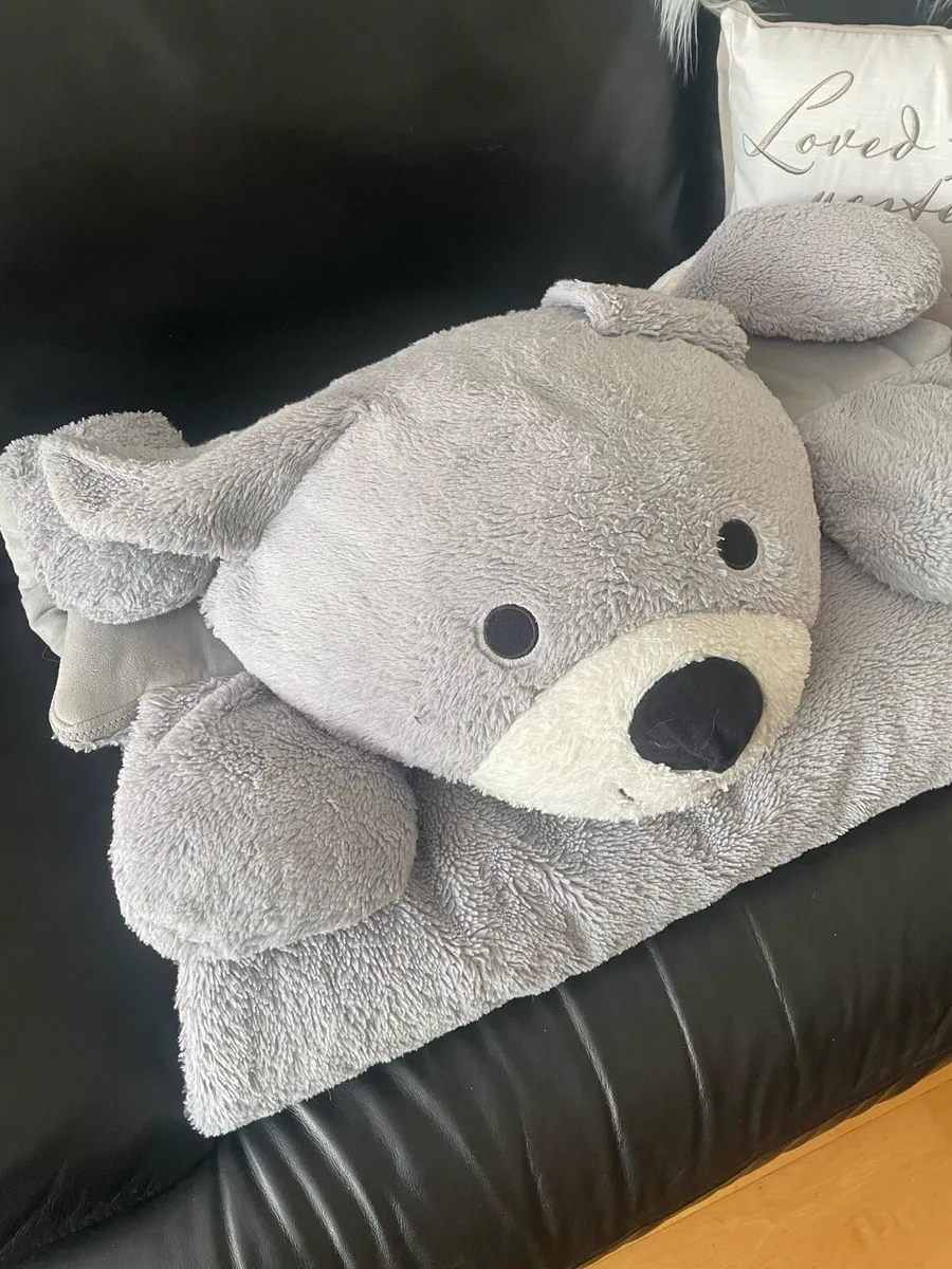 Snuggle Blanket - Image 1