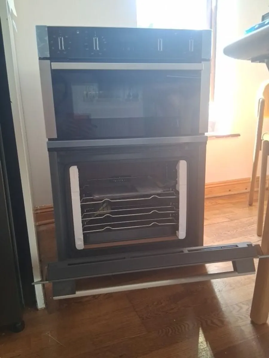 NEFF N50 Double Oven. Brand New. Never Installed. - Image 2