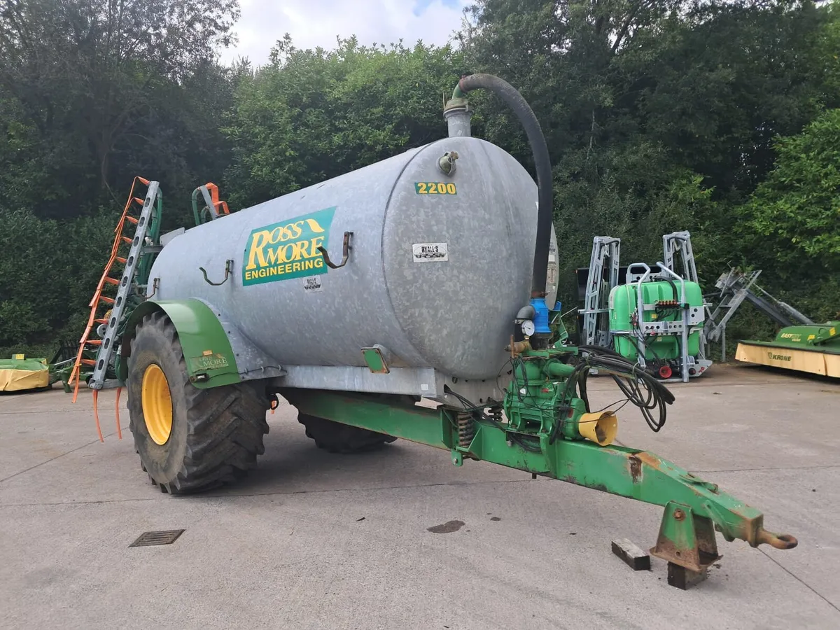 Rossmore 2200 Tank With Abbey Dribble Bar - Image 1