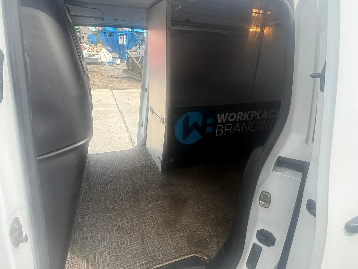 Vauxhall Combo 2021 - Image 4