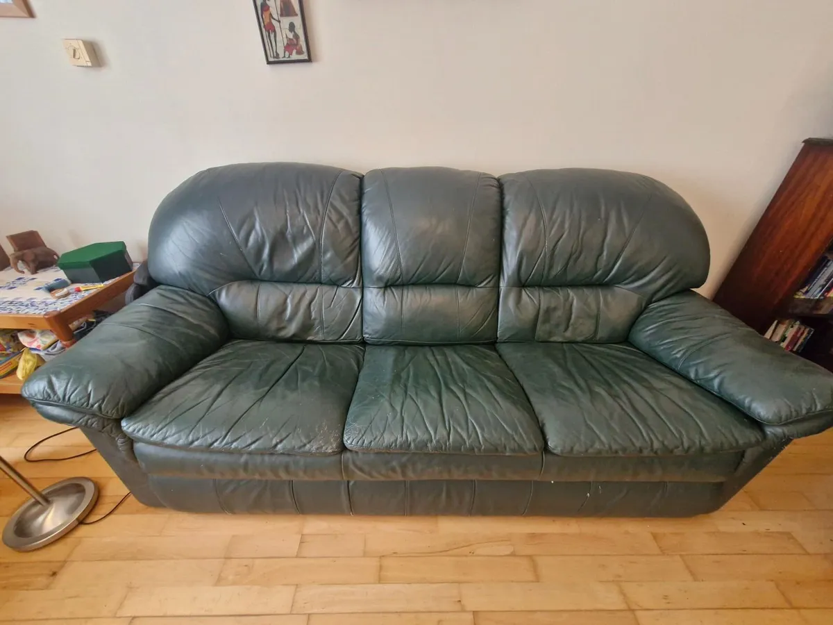 *Free Leather Couch Set - Image 1