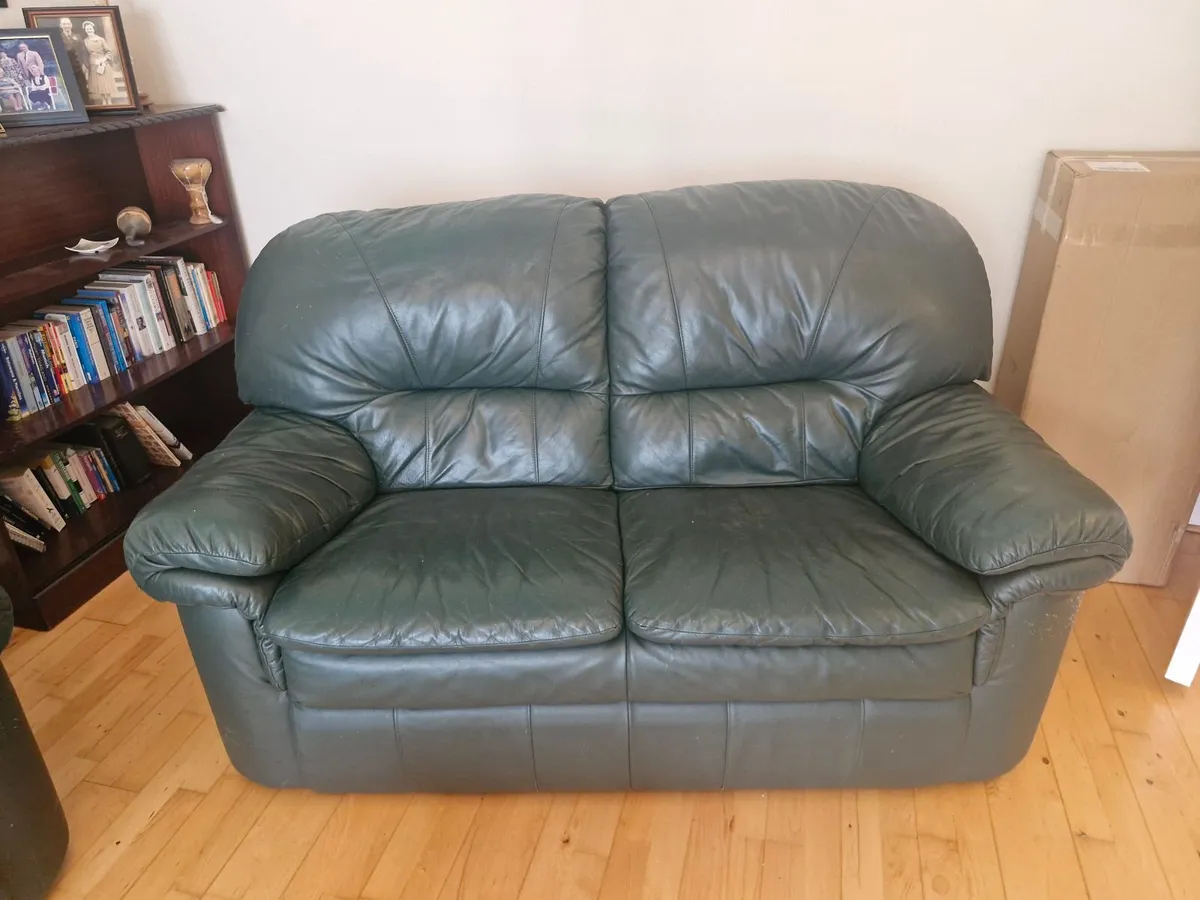 *Free Leather Couch Set - Image 2