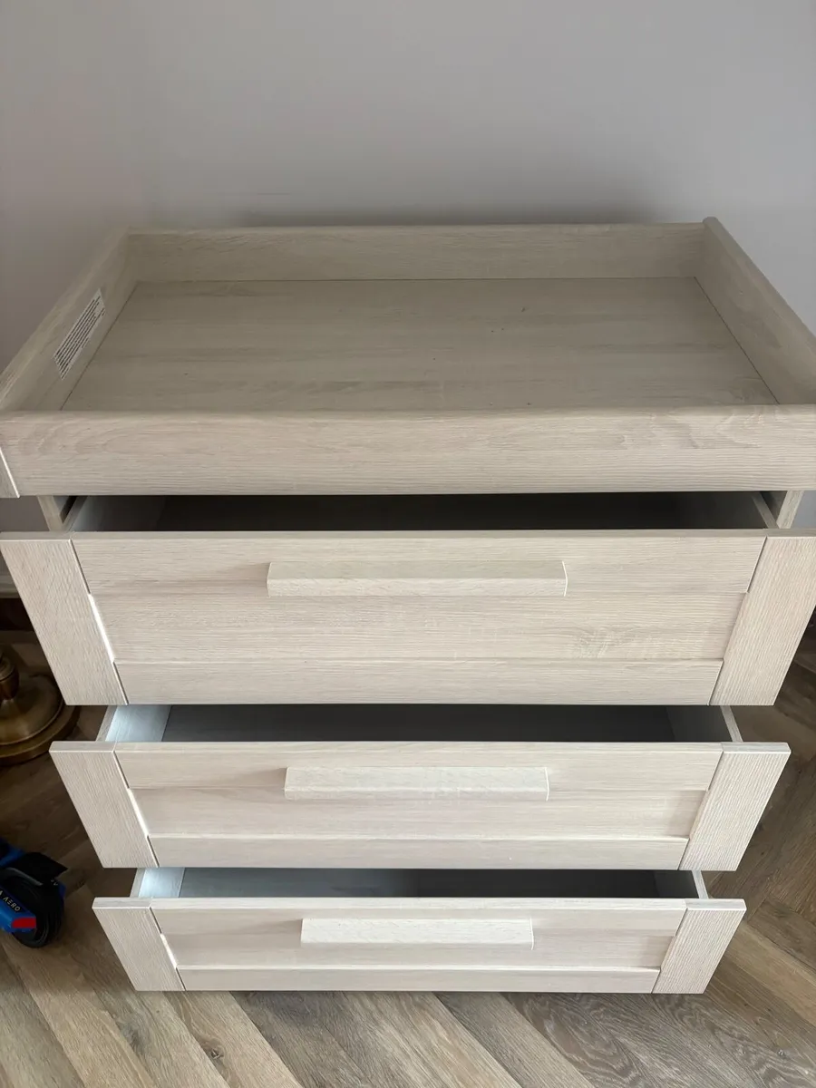 Nursery Set - Image 4