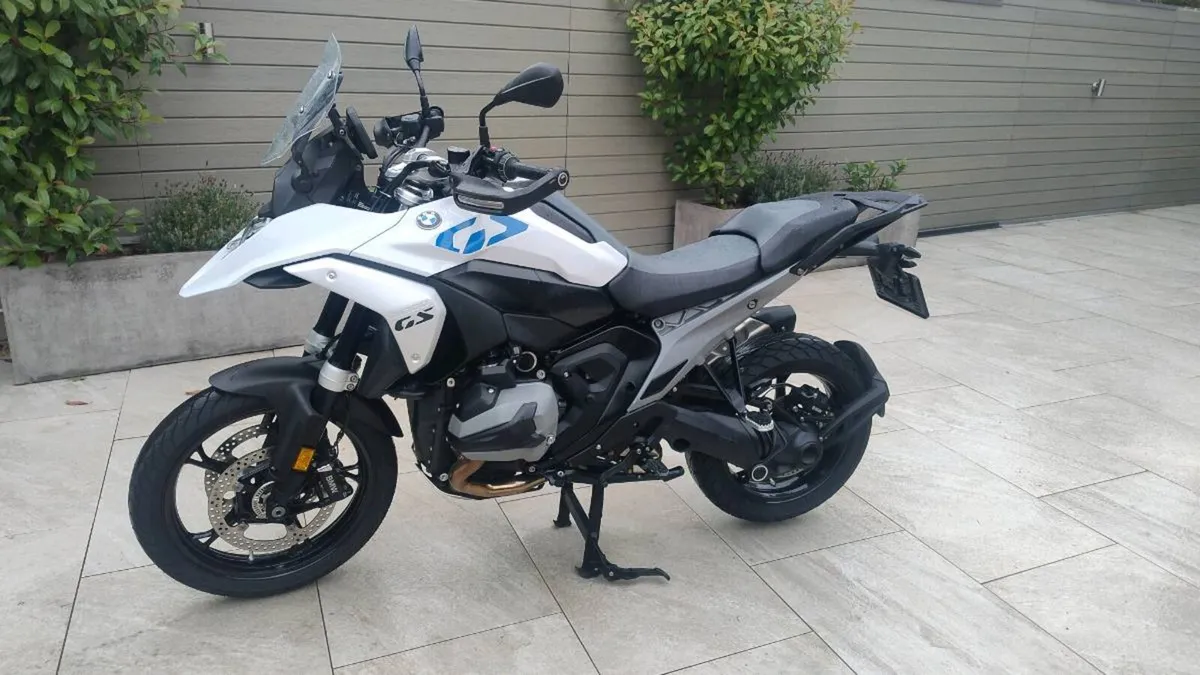 r1300gs - Image 1