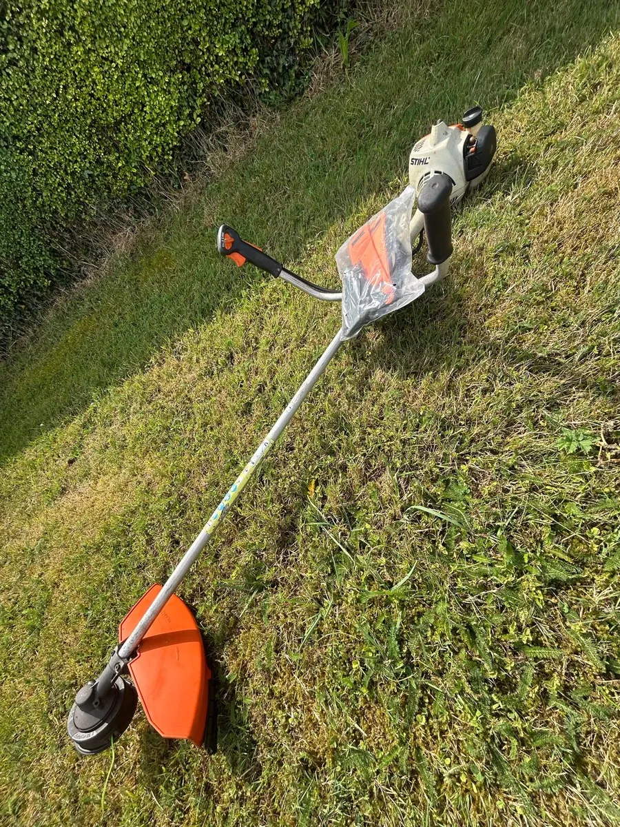 Hedge strimmer - Image 4