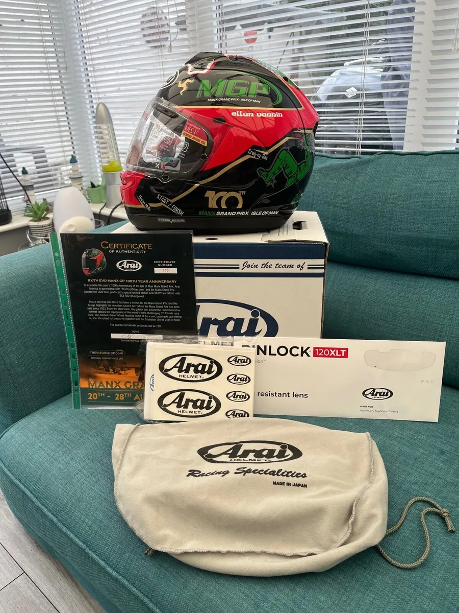 Arai rx7 manx gp helmet - Image 1