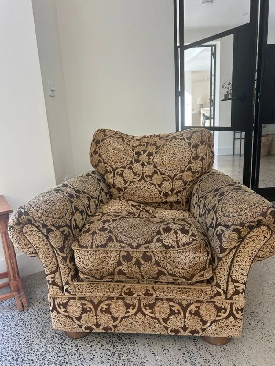 Large sofa and armchair - Image 4