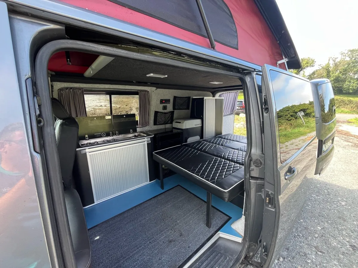 Volkswagen Camper van - Image 3