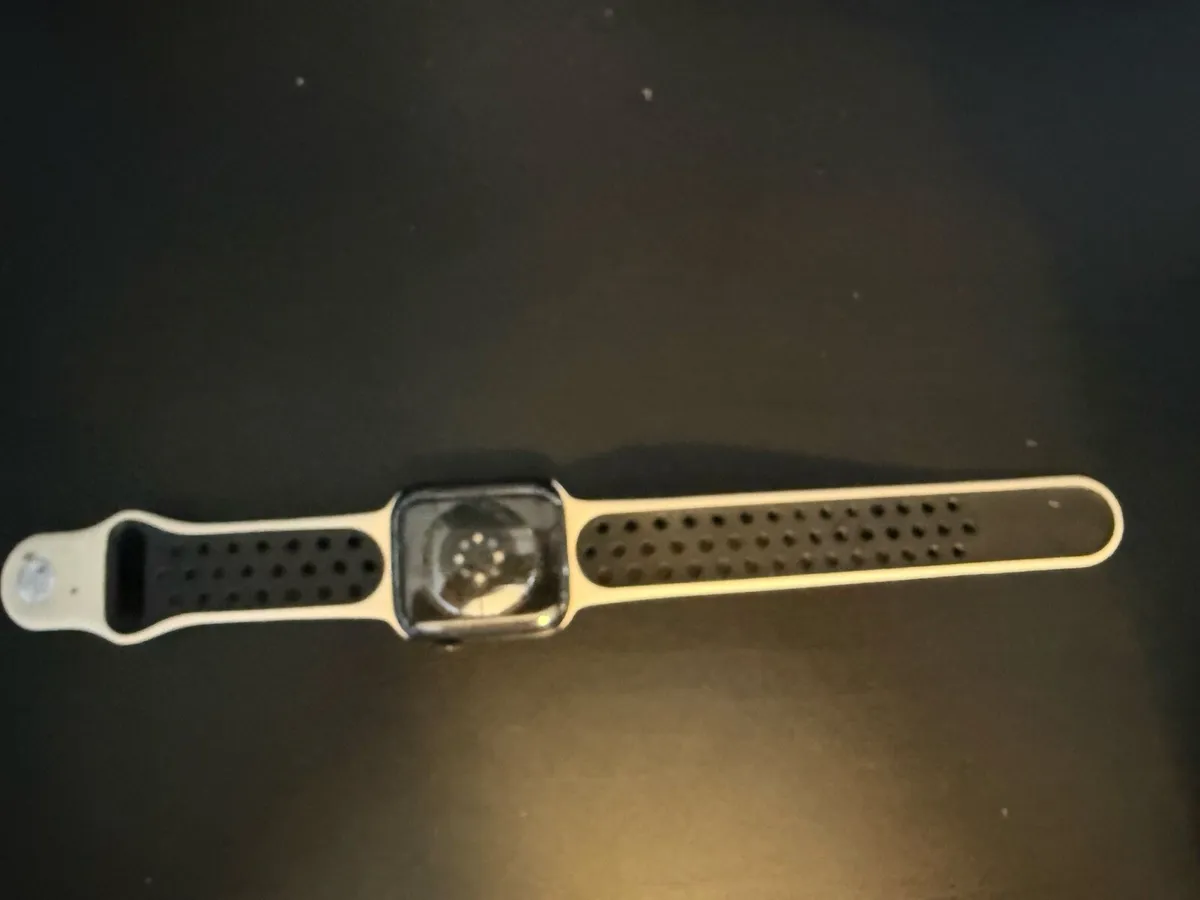 Apple Watch Series 9 - Image 3