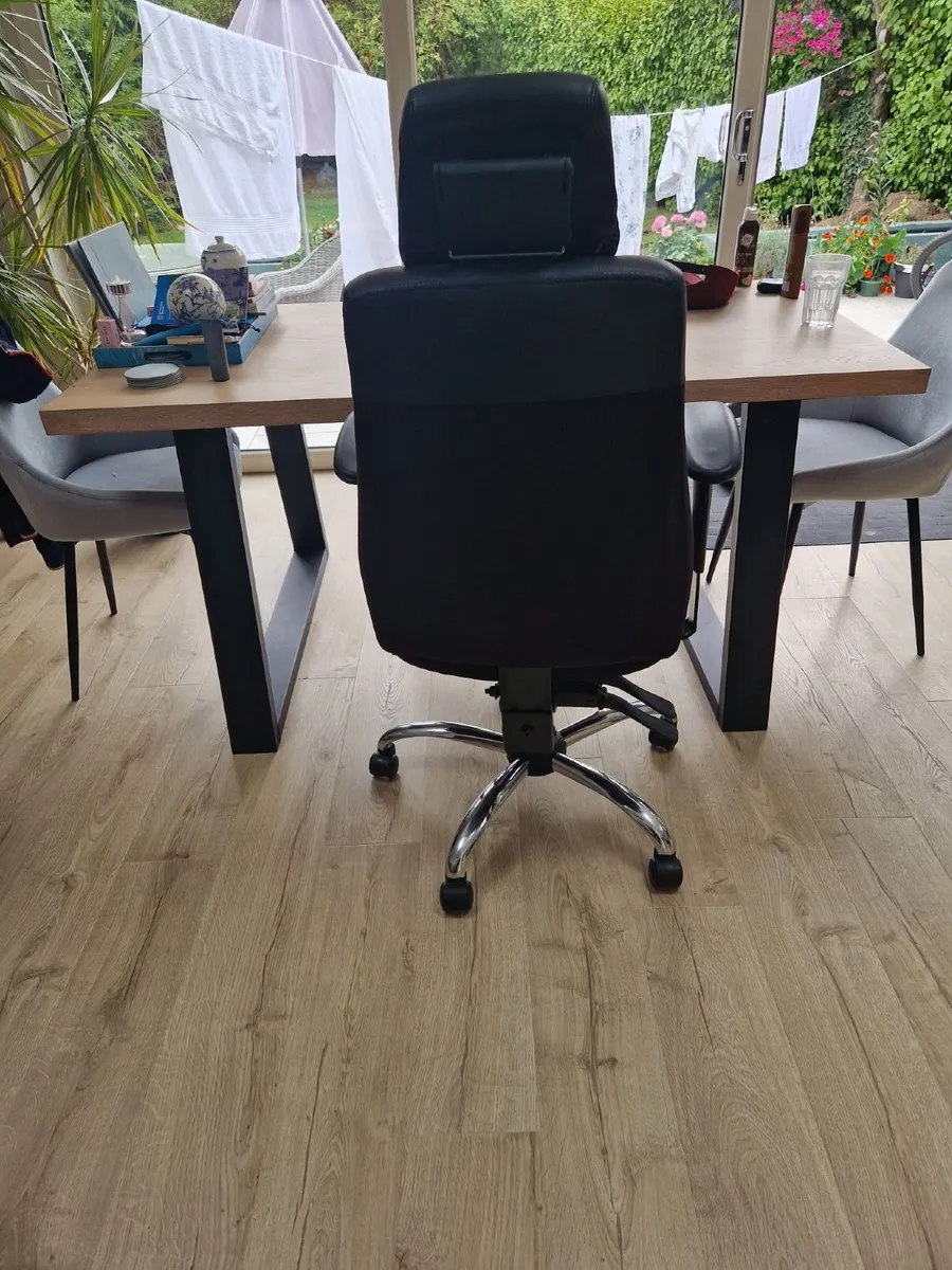 Office Chair - Image 4