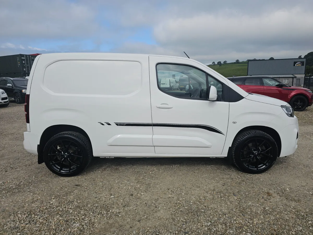 Citroen Berlingo 2022 - Image 2