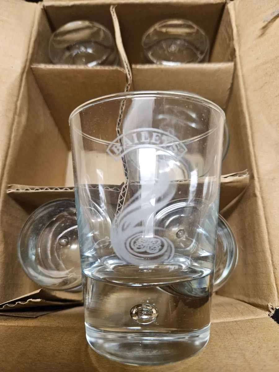 Bailey's Glasses - Image 2