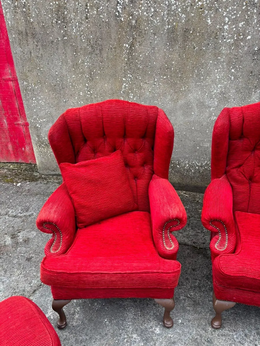 Couch and armchairs - Image 4