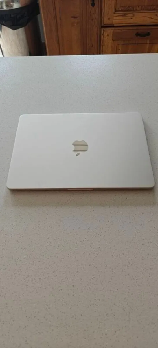 MacBook Air M3 24GB 512GB - Image 3