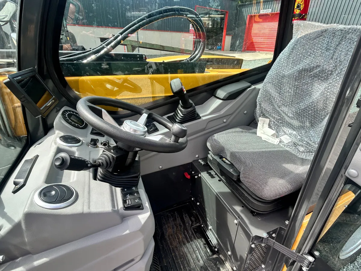 Ex Hire 2812T - Image 3