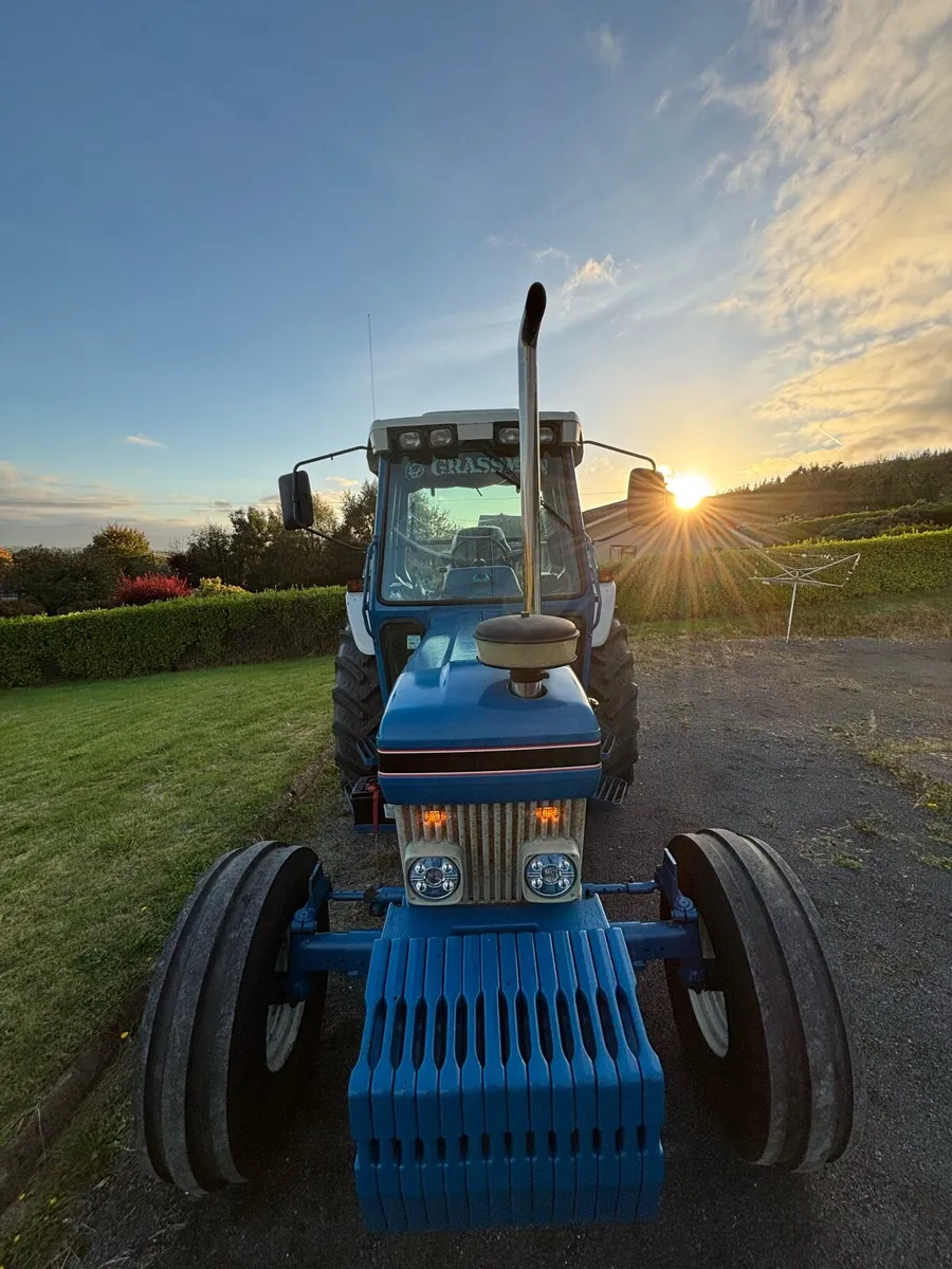 Ford 7810 2wd (no vat) - Image 4