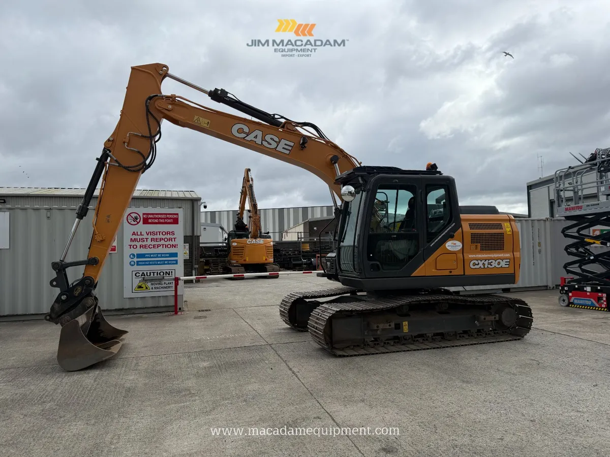 CASE CX130E LC - Year 2023 - Low Hours - Image 1