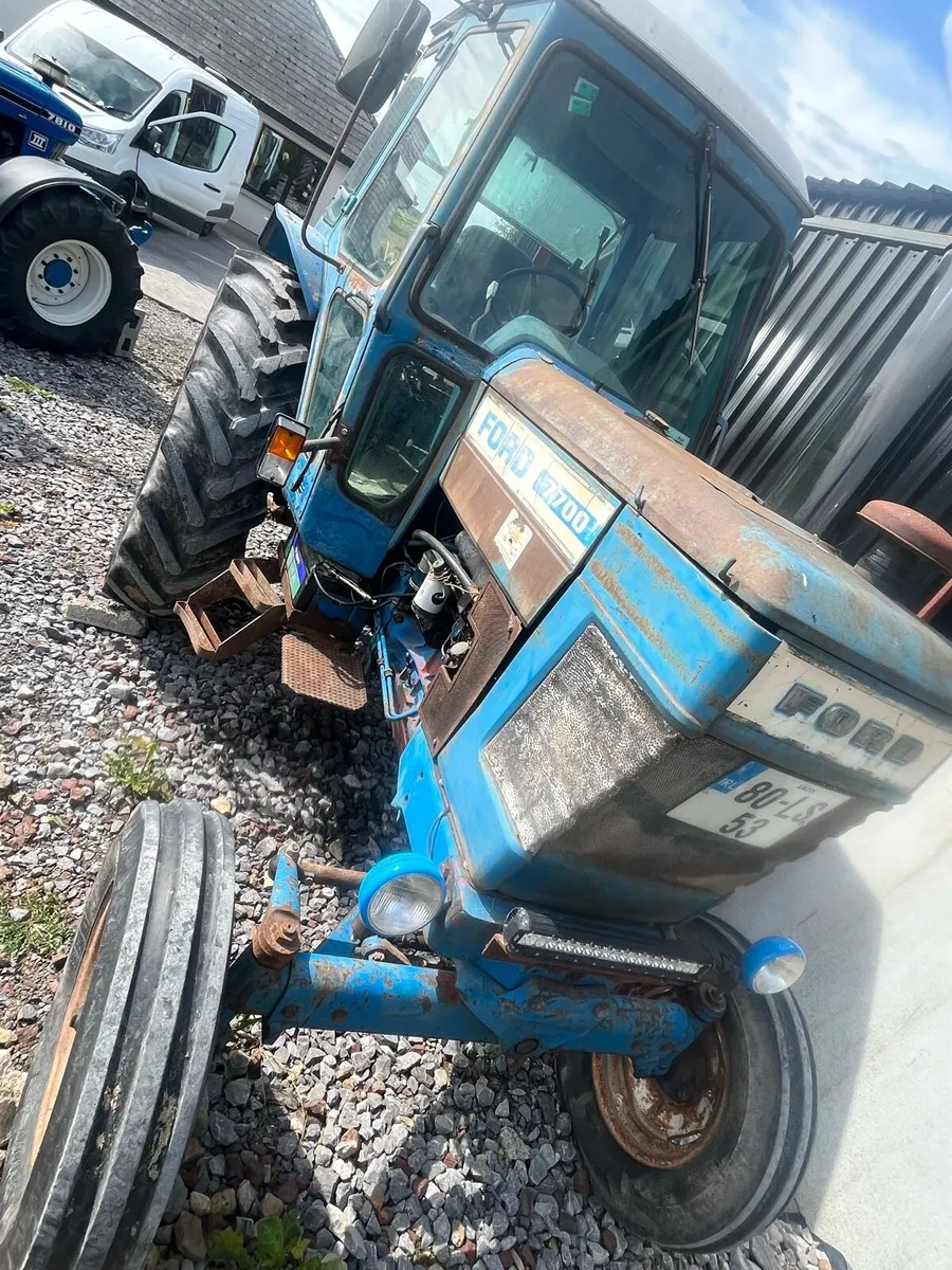 Ford 7700 - Image 4