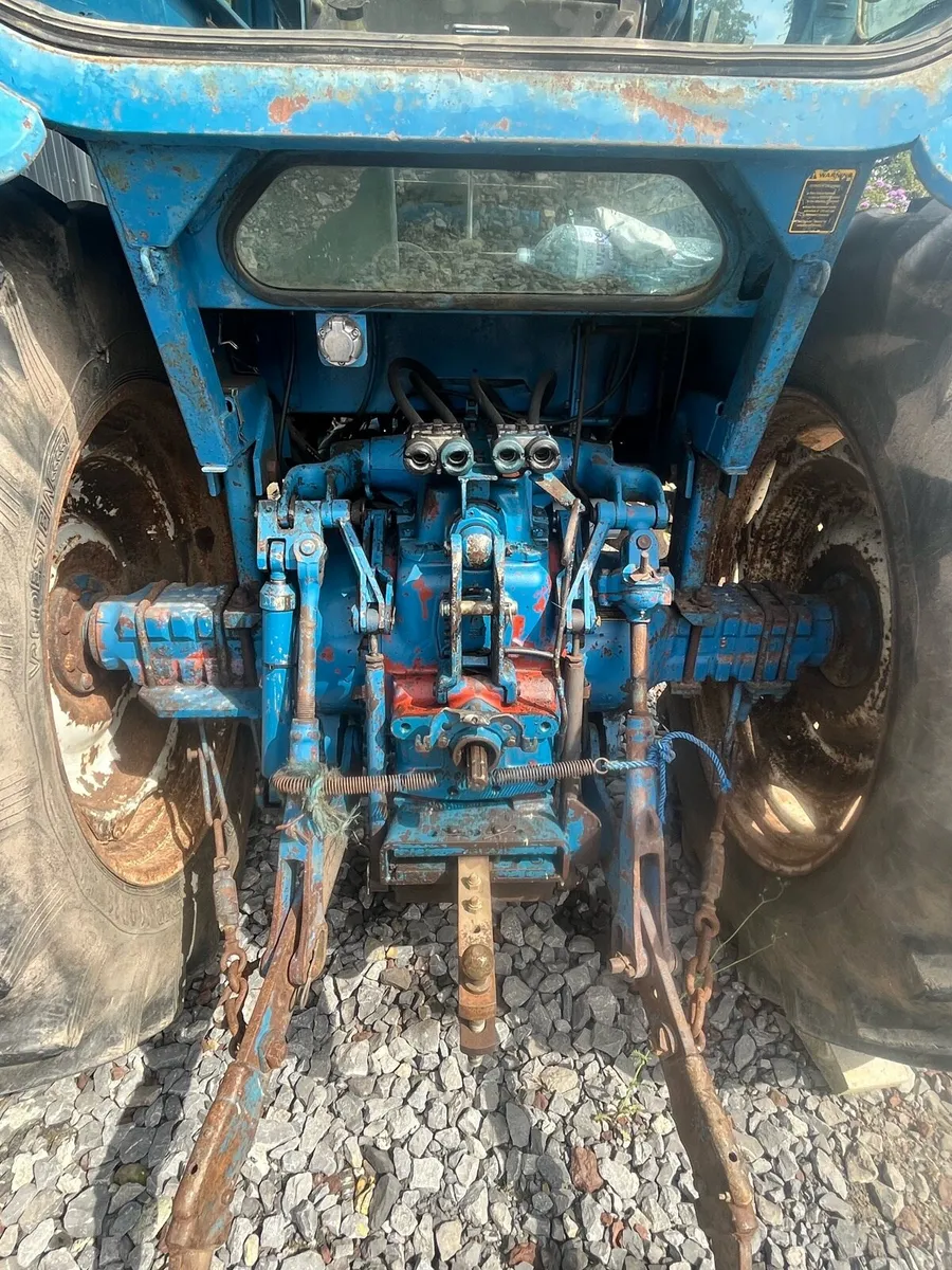 Ford 7700 - Image 2