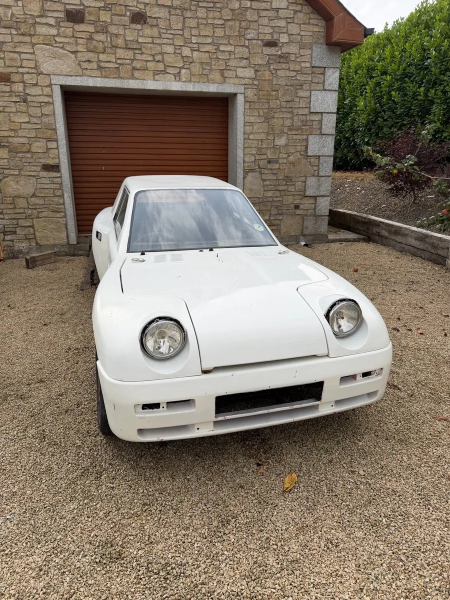 1988 DUTTON LEGERRA - Image 1