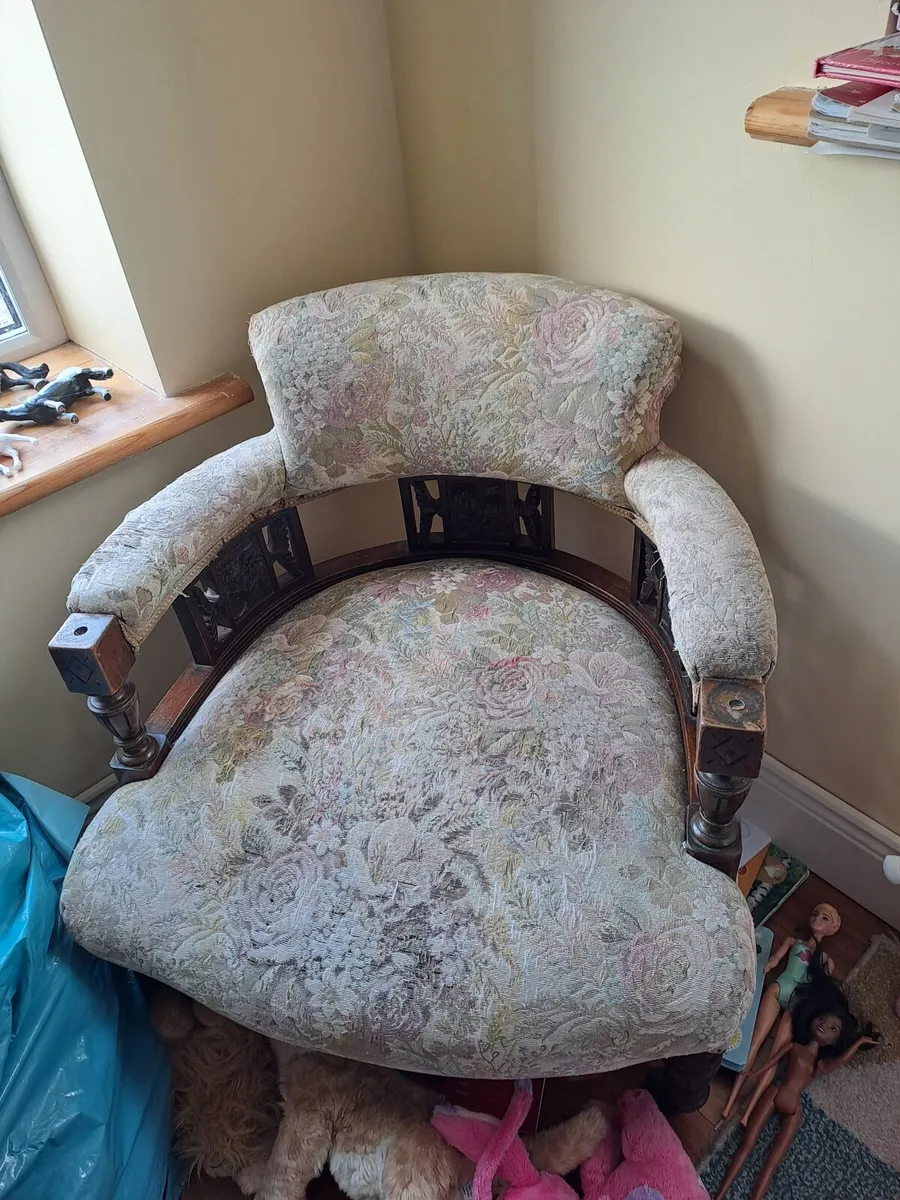 Antique mahoganny 3 piece - Image 3