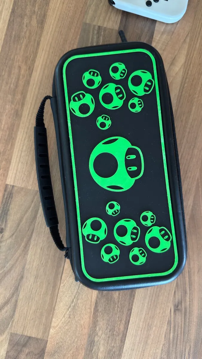 Nintendo switch OLED bundle - Image 4