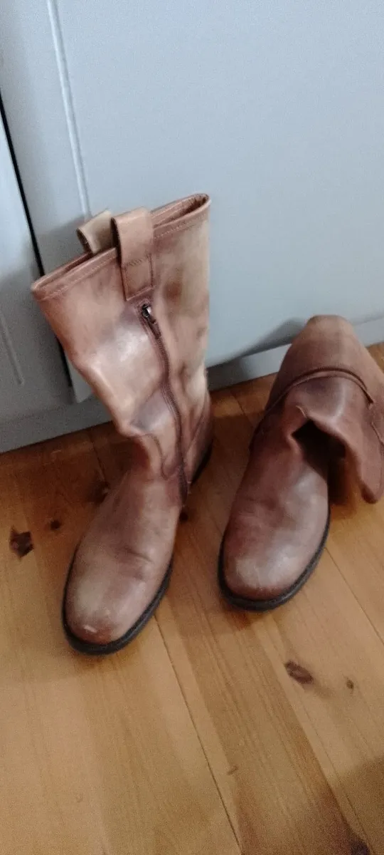Womens Boots - Image 1