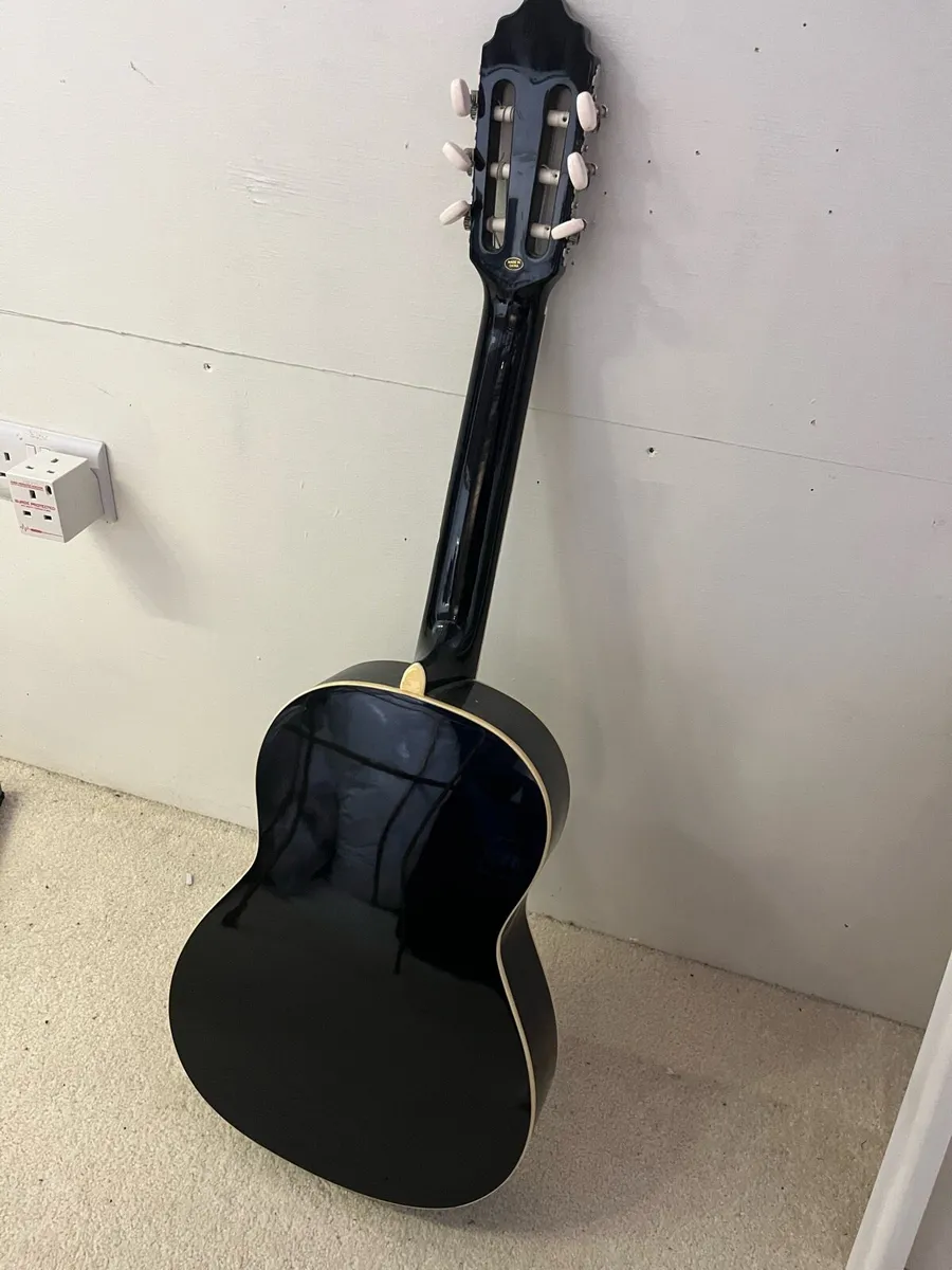 Classic/acoustic left handed guitar - Image 2